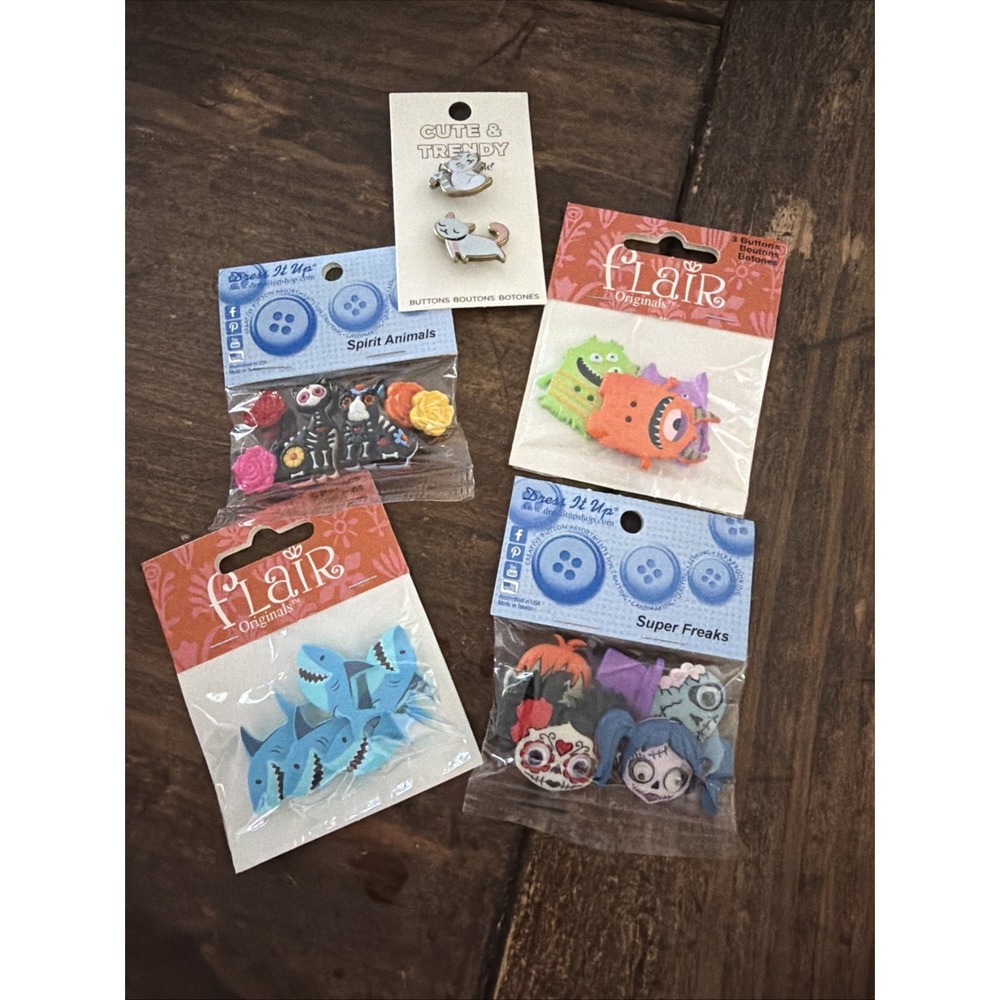 Lot Of 5 Packs Of Fun‎ Buttons